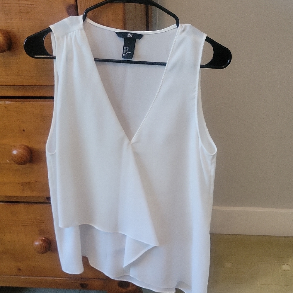 H&M Elegant White V-Neck Tank Top